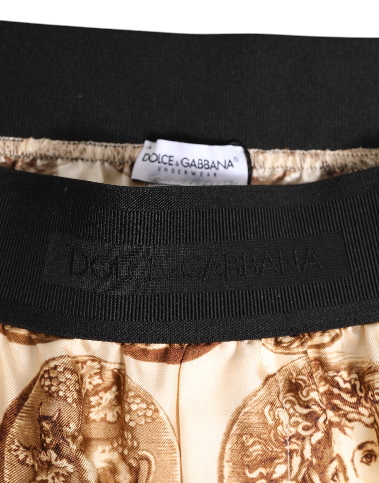 Dolce &amp; Gabbana – Braune Badeshorts aus Seide mit antikem Münzdruck