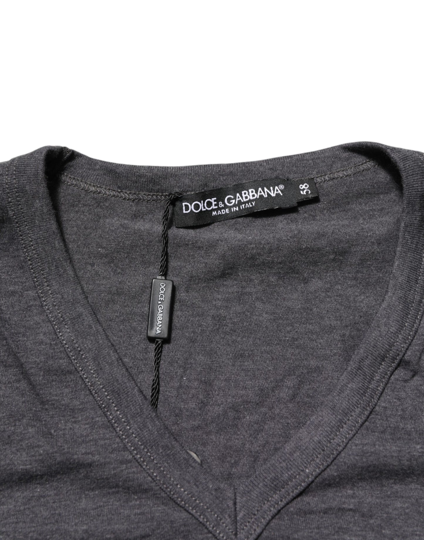 Dolce &amp; Gabbana – Graues Melange-T-Shirt aus Baumwolle mit V-Ausschnitt und Logo-Plakette