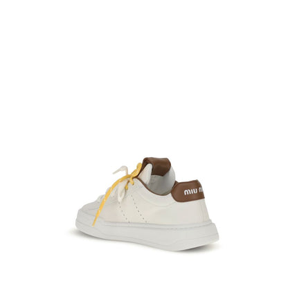 Miu Miu Sneakers mit Doppelschnürung