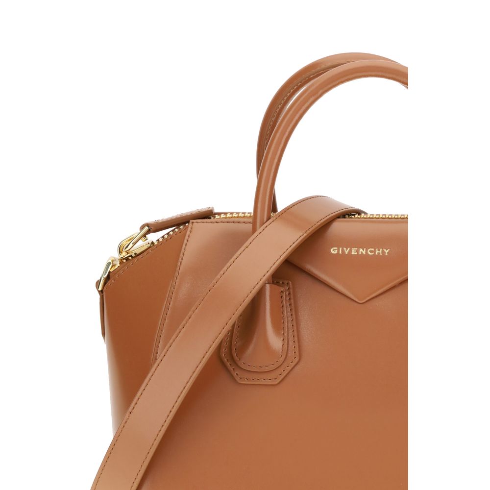 Givenchy Handtasche aus braunem Kalbsleder (Bos Taurus)