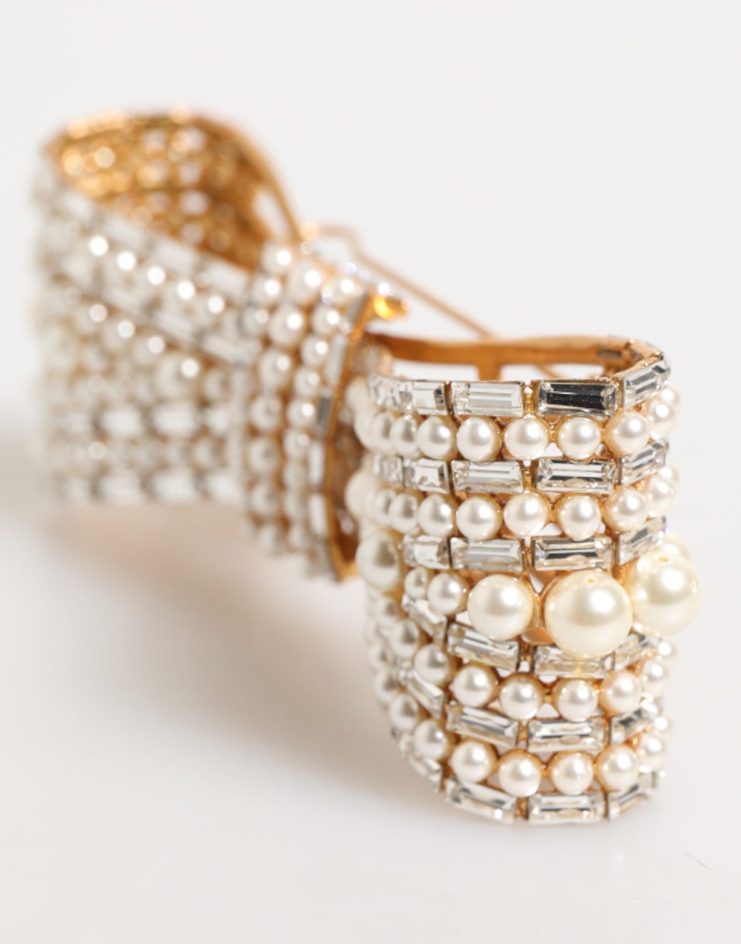 Dolce &amp; Gabbana – Brosche aus goldenem Messing mit Glaskristallen und Kunstperlen