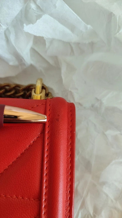 Dolce &amp; Gabbana Red Quilted Devotion Crossbody 11 PRO Handytasche