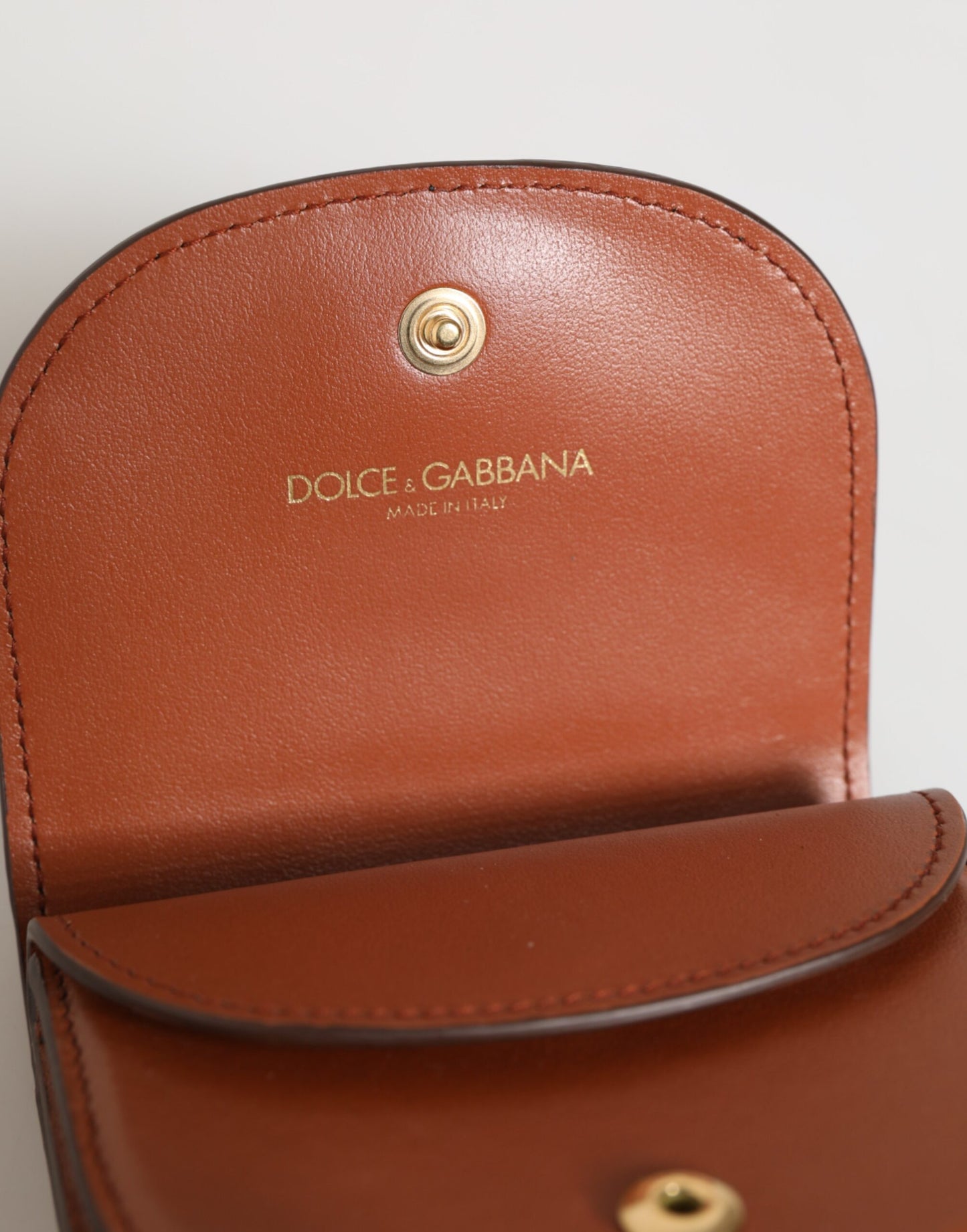 Dolce &amp; Gabbana Geldbörse mit Logo-Plakette aus Kalbsleder mit Leopardenmuster in Braun und Schwarz