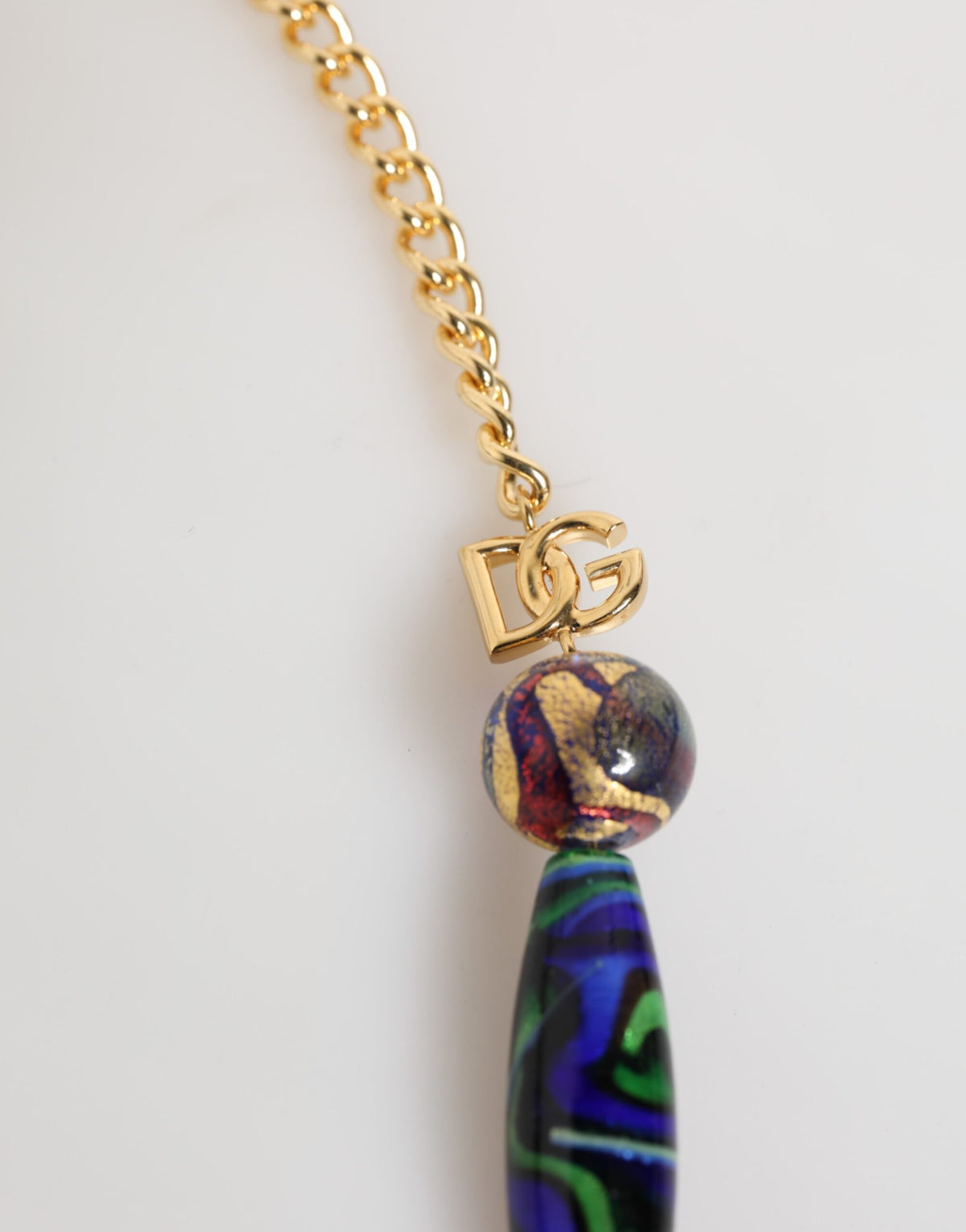 Dolce &amp; Gabbana Halskette mit mehrfarbigen Muranoglasperlen und goldener Messingkette