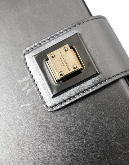 Dolce &amp; Gabbana – Schultertasche aus kastenförmigem Leder in Stahlgrau mit goldenem DG-Logo