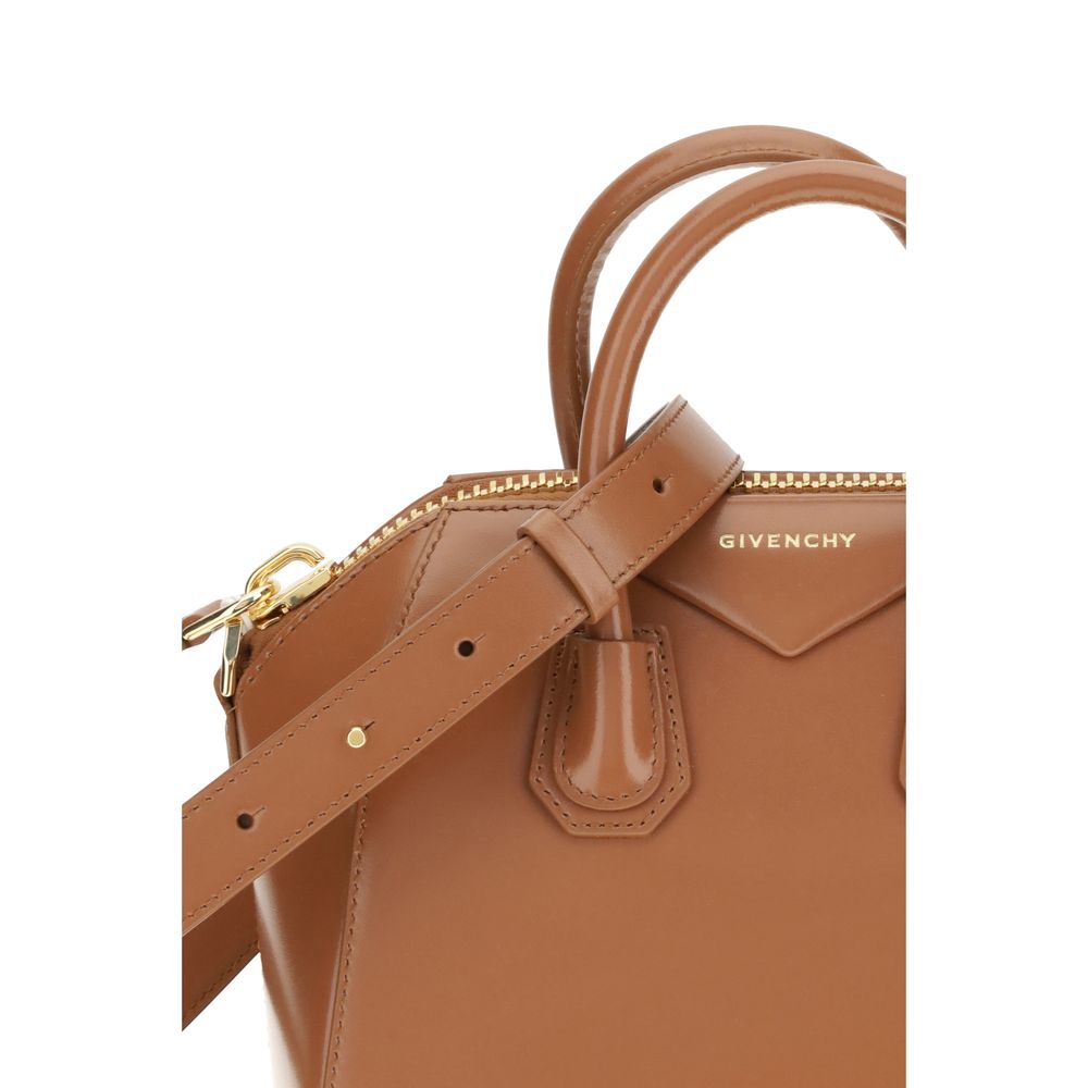 Givenchy Handtasche aus braunem Kalbsleder (Bos Taurus)