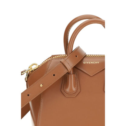 Givenchy Handtasche aus braunem Kalbsleder (Bos Taurus)