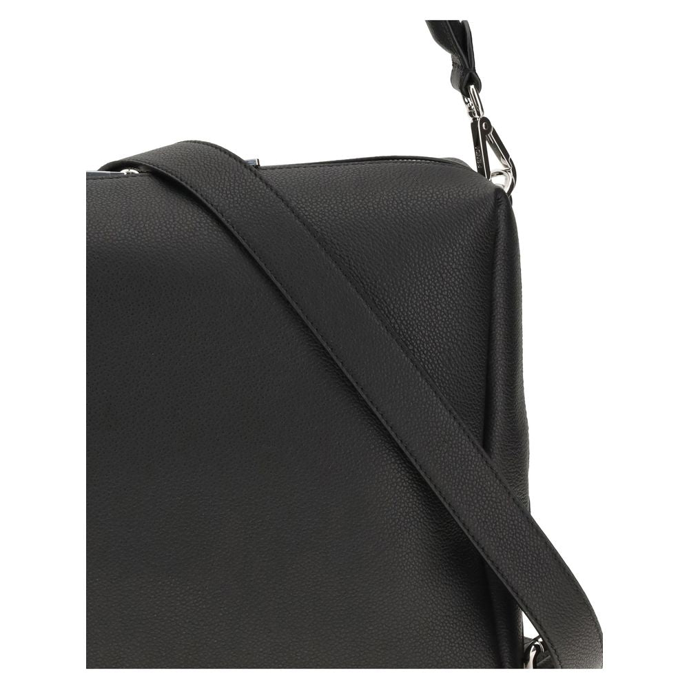 Fendi Schultertasche aus schwarzem Kalbsleder (Bos Taurus)