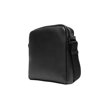 Calvin Klein Jeans – Schwarze Umhängetasche aus Polyethylen