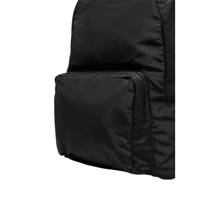Calvin Klein – Schwarzer Rucksack aus recyceltem Polyester