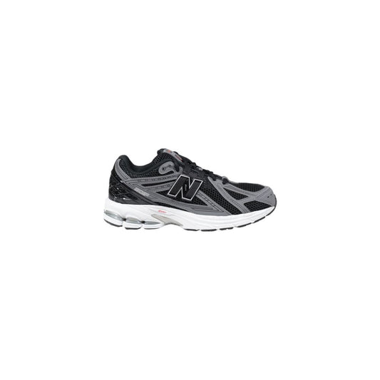 New Balance – Schwarzer Synthetik-Sneaker