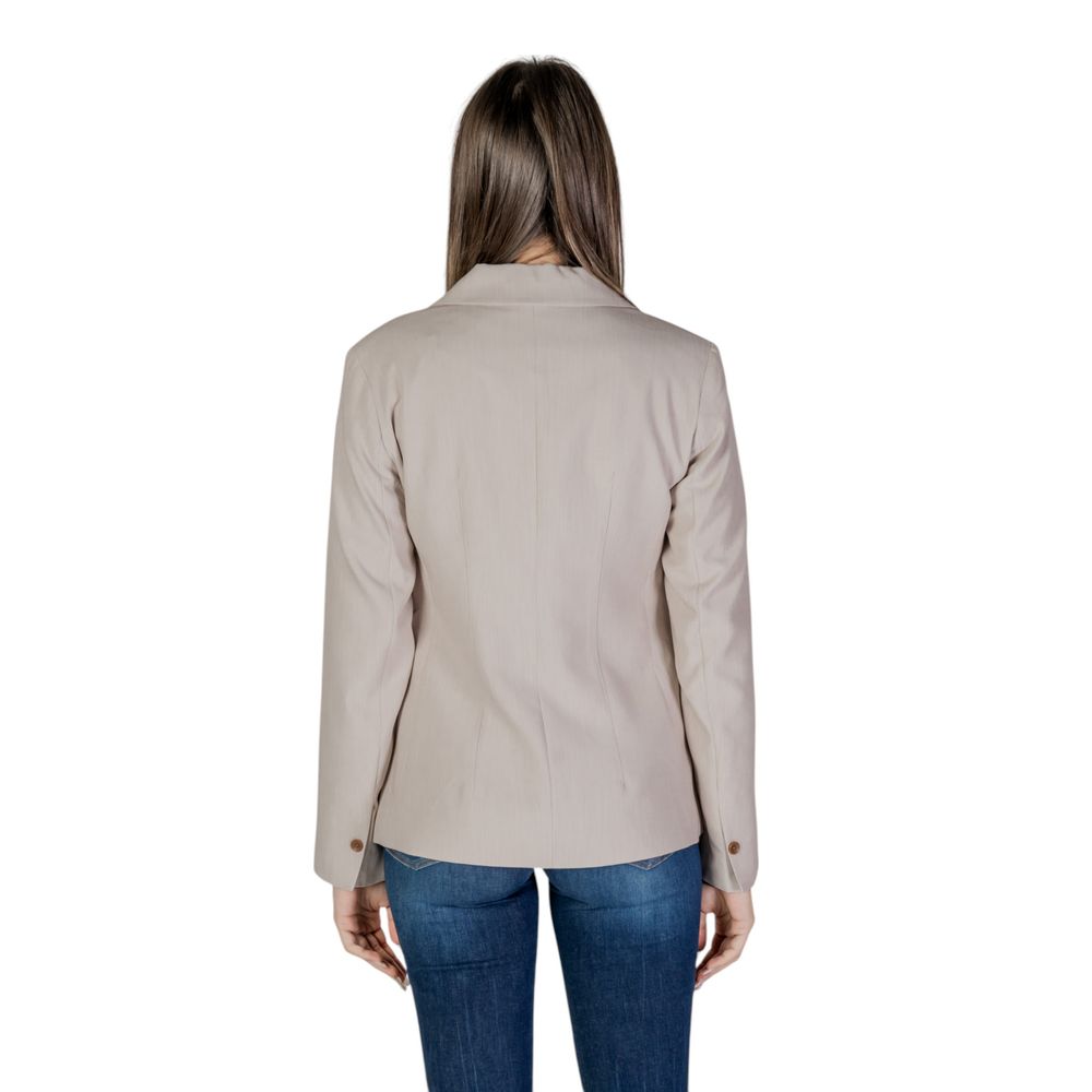 Only – Beigefarbener Blazer aus recyceltem Polyester