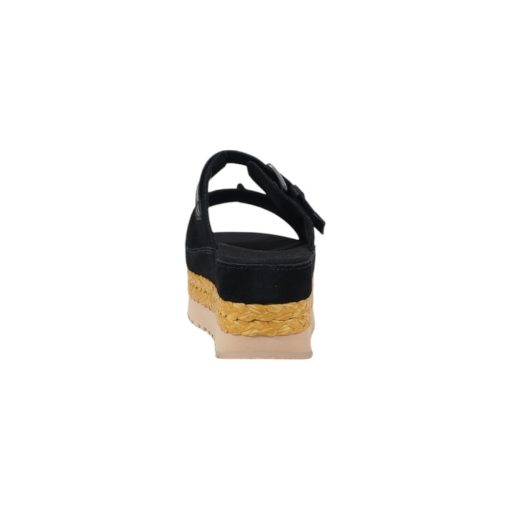 UGG – Schwarze Wildledersandale