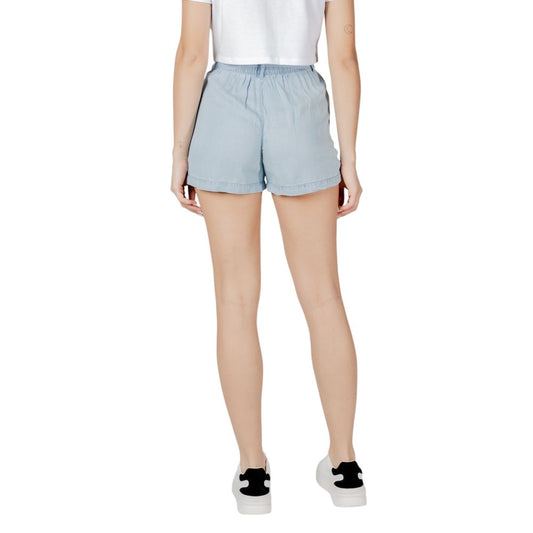 Only Hellblaue Lyocell-Shorts