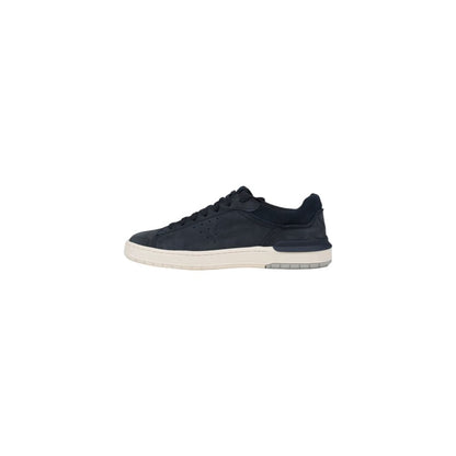 Clarks – Sneaker aus Nubukleder in Blau