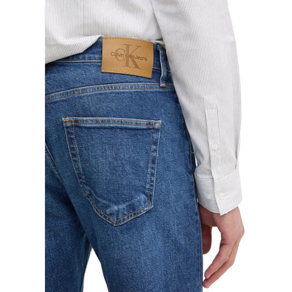 Calvin Klein Jeans – Blaue Jeans aus Baumwolle mit entspannter Passform