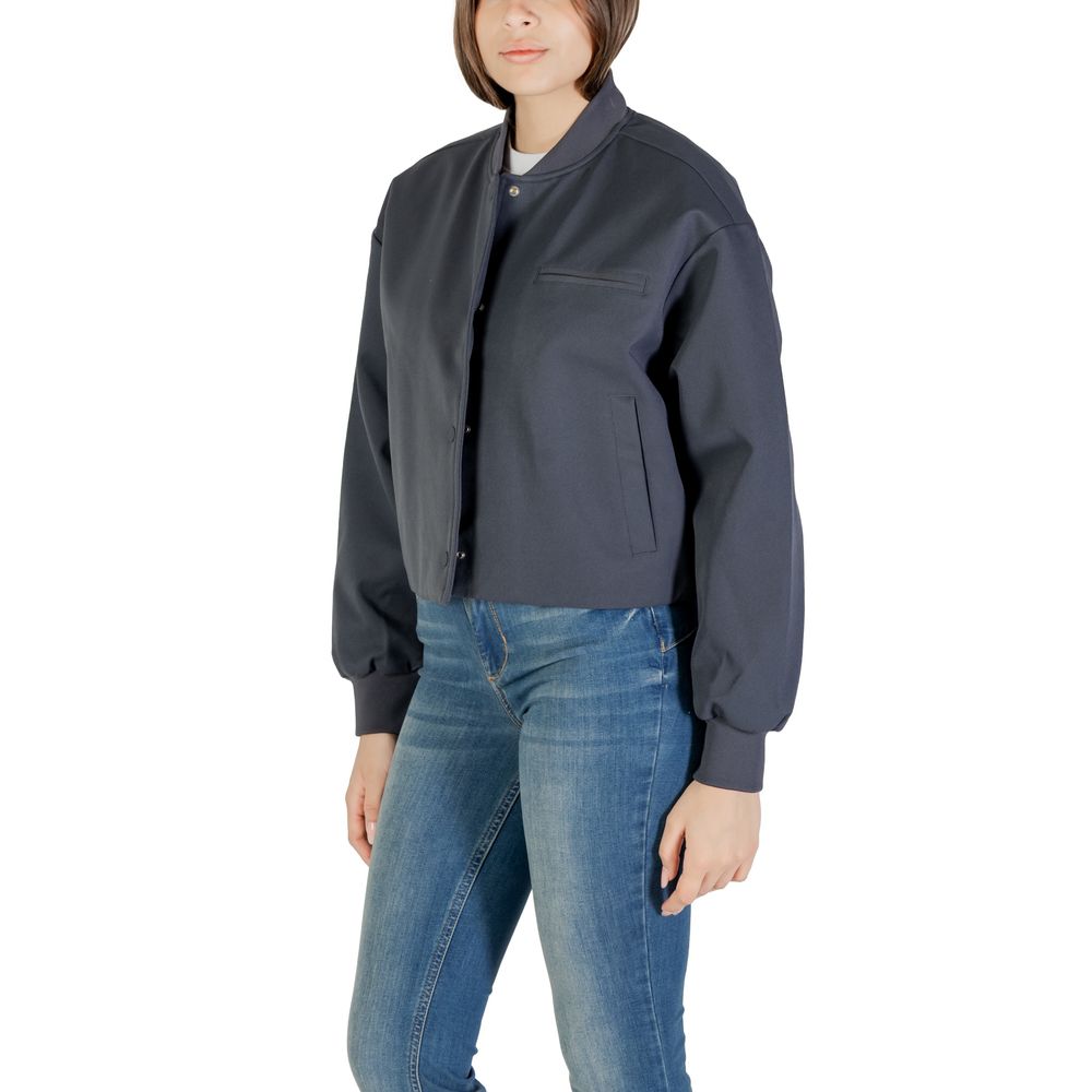 Calvin Klein Jeans – Graue Jacken und Mäntel aus recyceltem Polyester