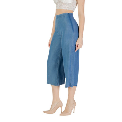 Only – Kurze Lyocell-Hose in Blau