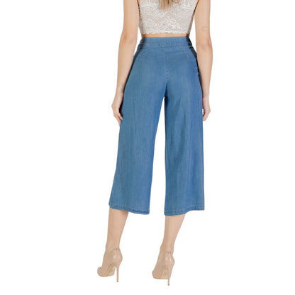 Only – Kurze Lyocell-Hose in Blau