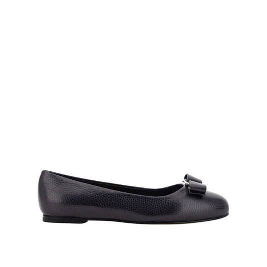Salvatore Ferragamo Ballerinas aus schwarzem Kalbsleder