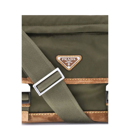 Prada – Mittelgroße Schultertasche aus Re-Nylon und Leder