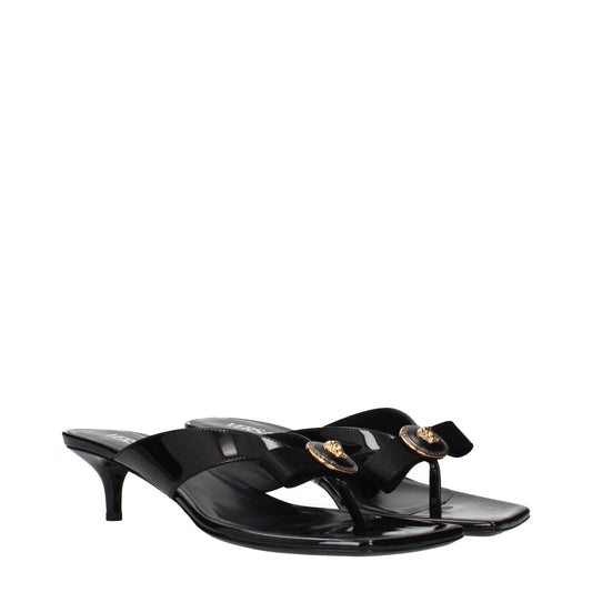 Versace Sandalen aus schwarzem Leder mit Stilettoabsatz