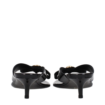 Versace Sandalen aus schwarzem Leder mit Stilettoabsatz