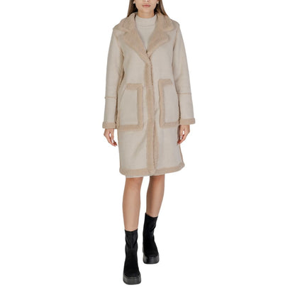 Cleré Cream Wool Coat