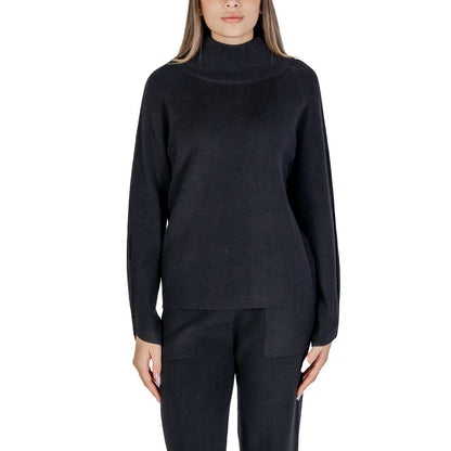 Cleré Black Viscose Sweater