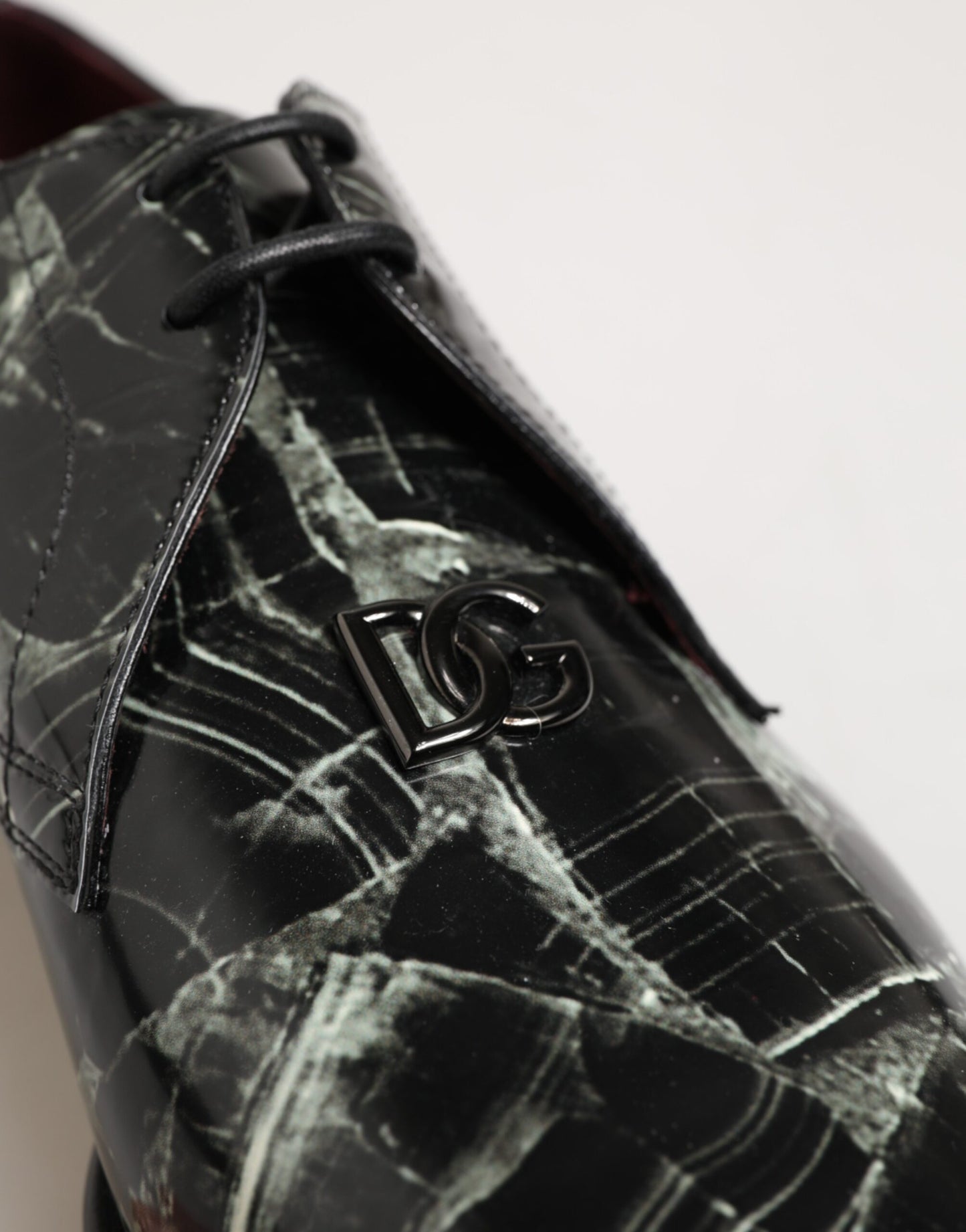 Dolce &amp; Gabbana – Derby-Schuhe mit Marmormuster und Schnürung
