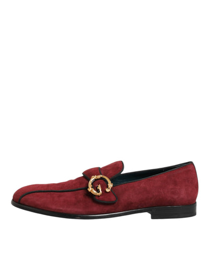 Dolce &amp; Gabbana – Bordeauxfarbene Loafer aus Wildleder mit Logo, formelle Abendschuhe