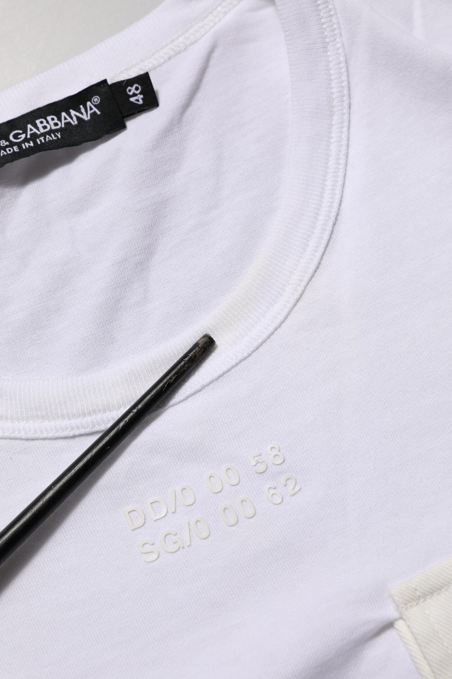 Dolce &amp; Gabbana Weißes Baumwoll-T-Shirt mit Rundhalsausschnitt und Tasche für Herren
