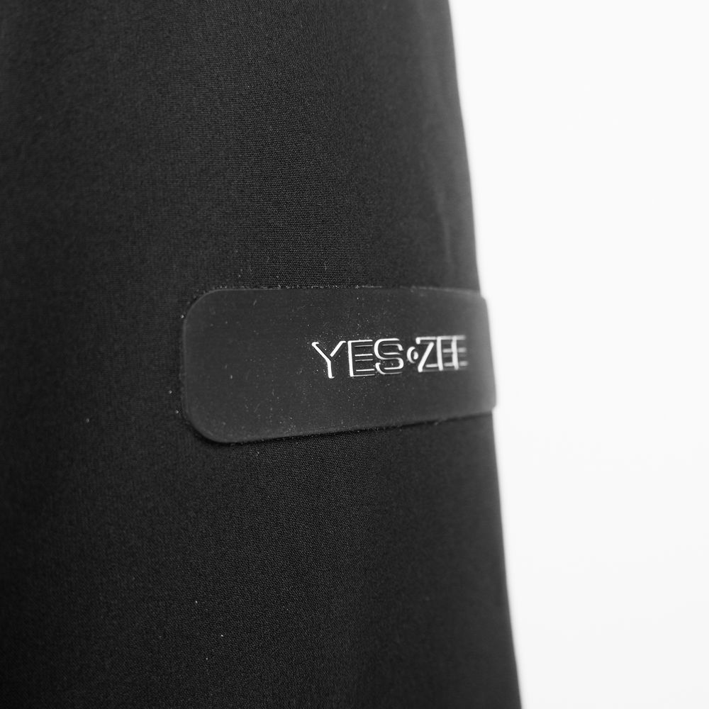 Yes Zee Schwarze Nylonjacken &amp; Mäntel