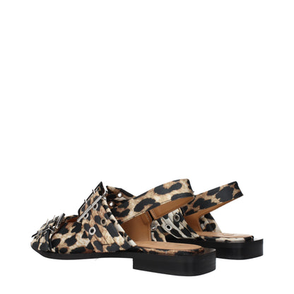 Flache Sandalen aus braunem Stoff von Ganni