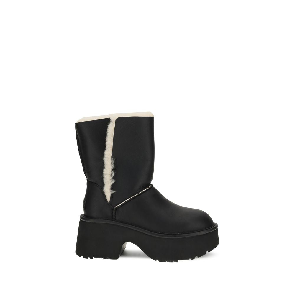UGG Schwarze flache Lederstiefel