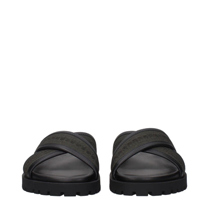 Off-White – Flache Sandalen aus grünem Stoff