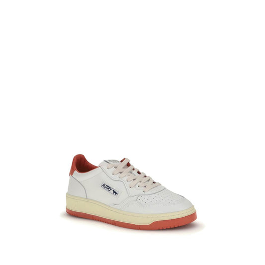 Medalis Sneakers von Autry X Maison Kitsuné