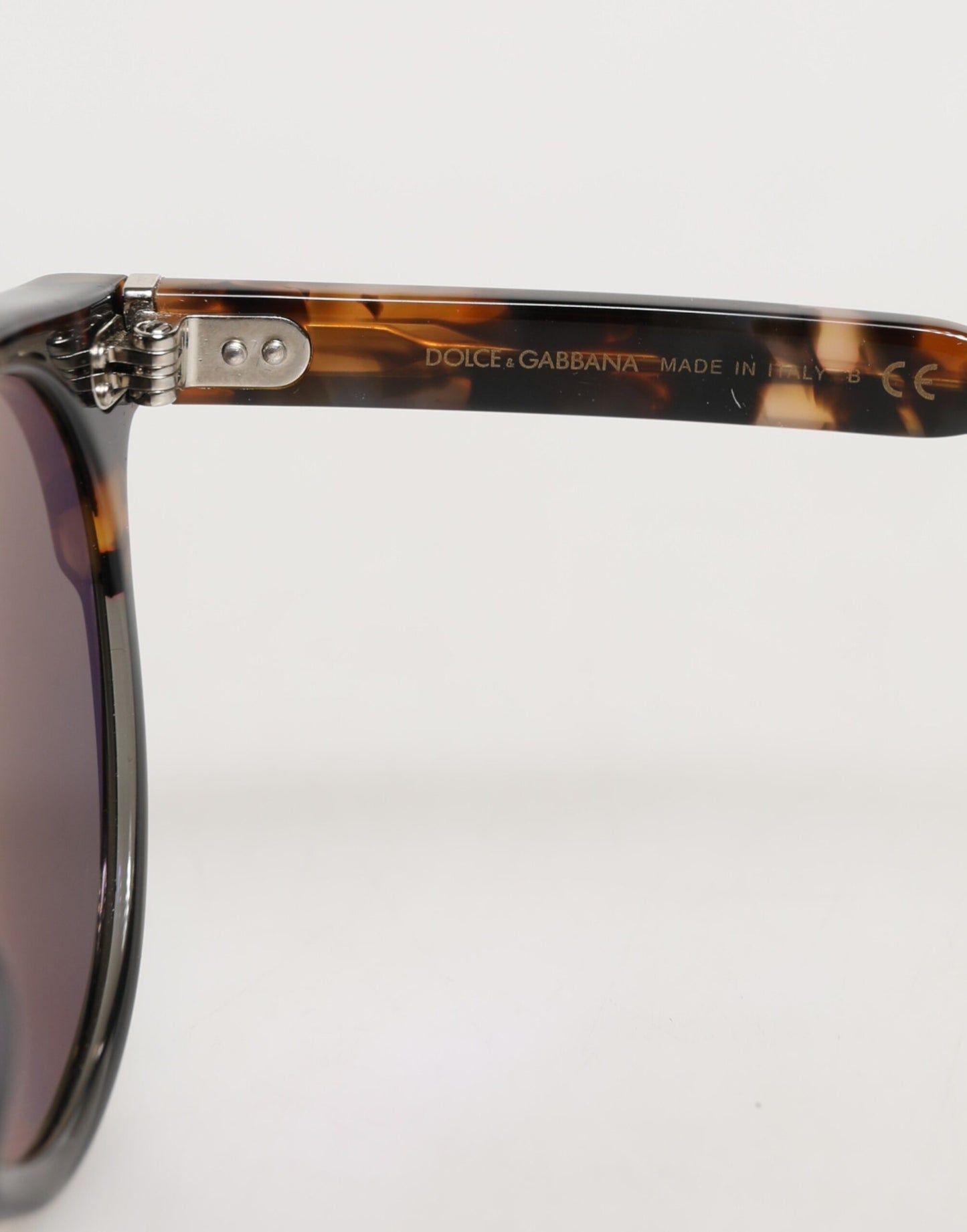 Dolce &amp; Gabbana DG4334B Sonnenbrille mit rundem Rahmen in Braun mit Schildpatt-Optik