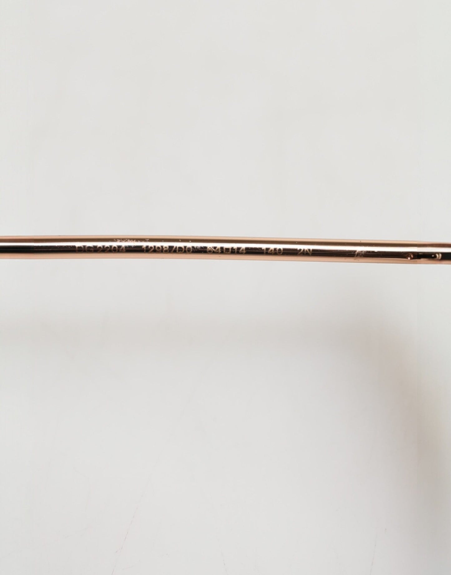 Dolce &amp; Gabbana – Lucia – Cat-Eye-Sonnenbrille aus goldenem Metall mit roten Gläsern