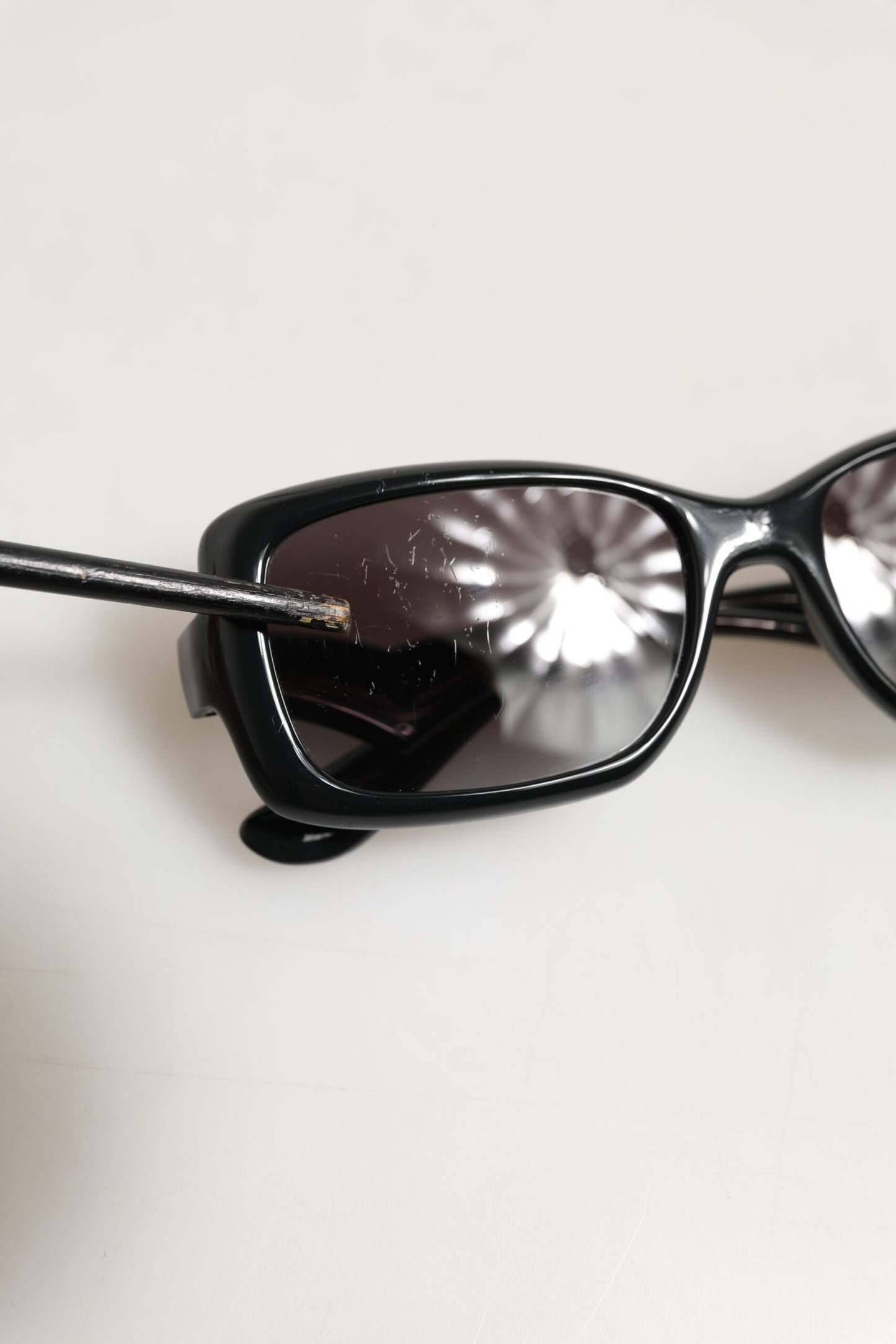 Dolce &amp; Gabbana DG6152 Schwarze Sonnenbrille mit quadratischem Rahmen „Sacred Heart Devotion“