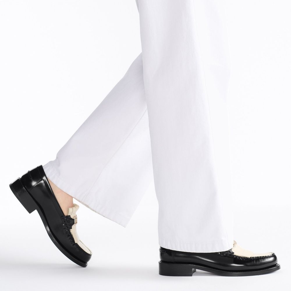 Dior Slipper aus schwarzem Kalbsleder zum Reinschlüpfen