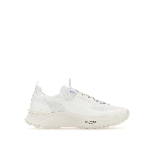 Valentino Garavani – Sportliche Sneakers aus weißem Stoff